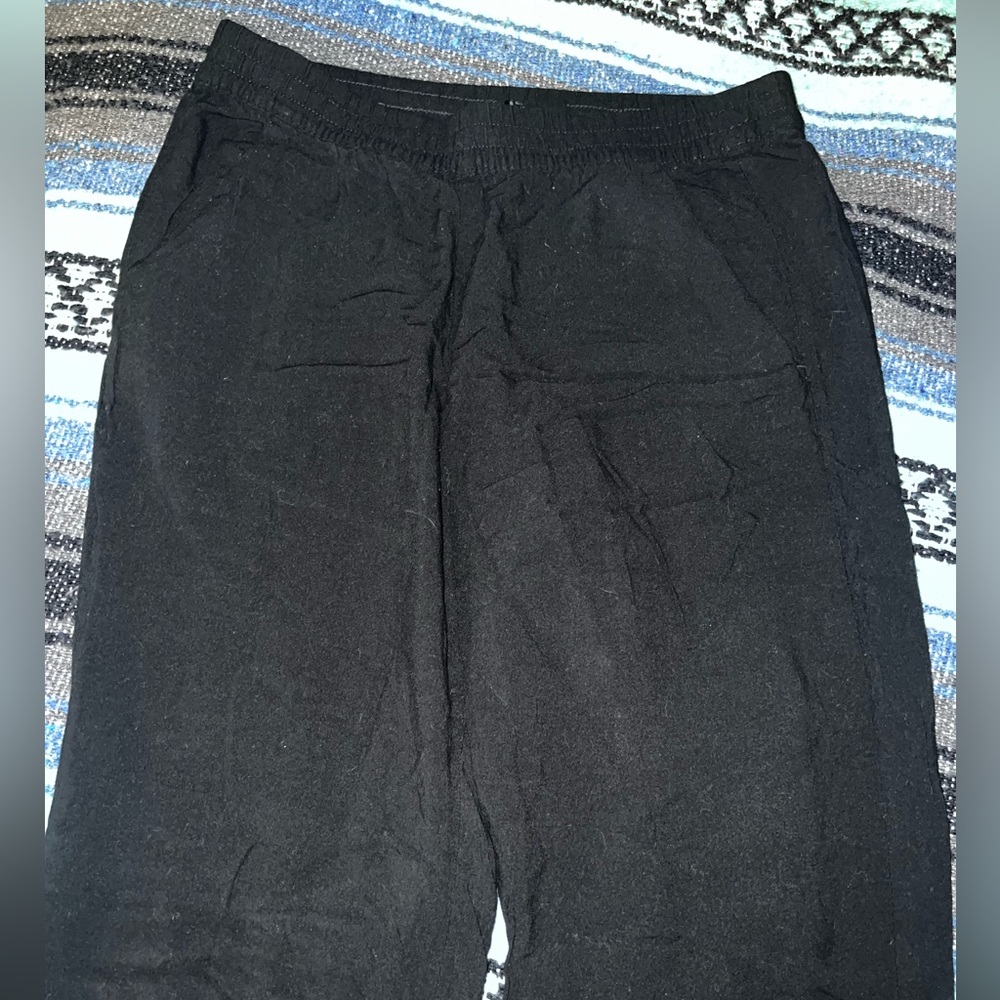 Divided H&M Light weight pants size 6